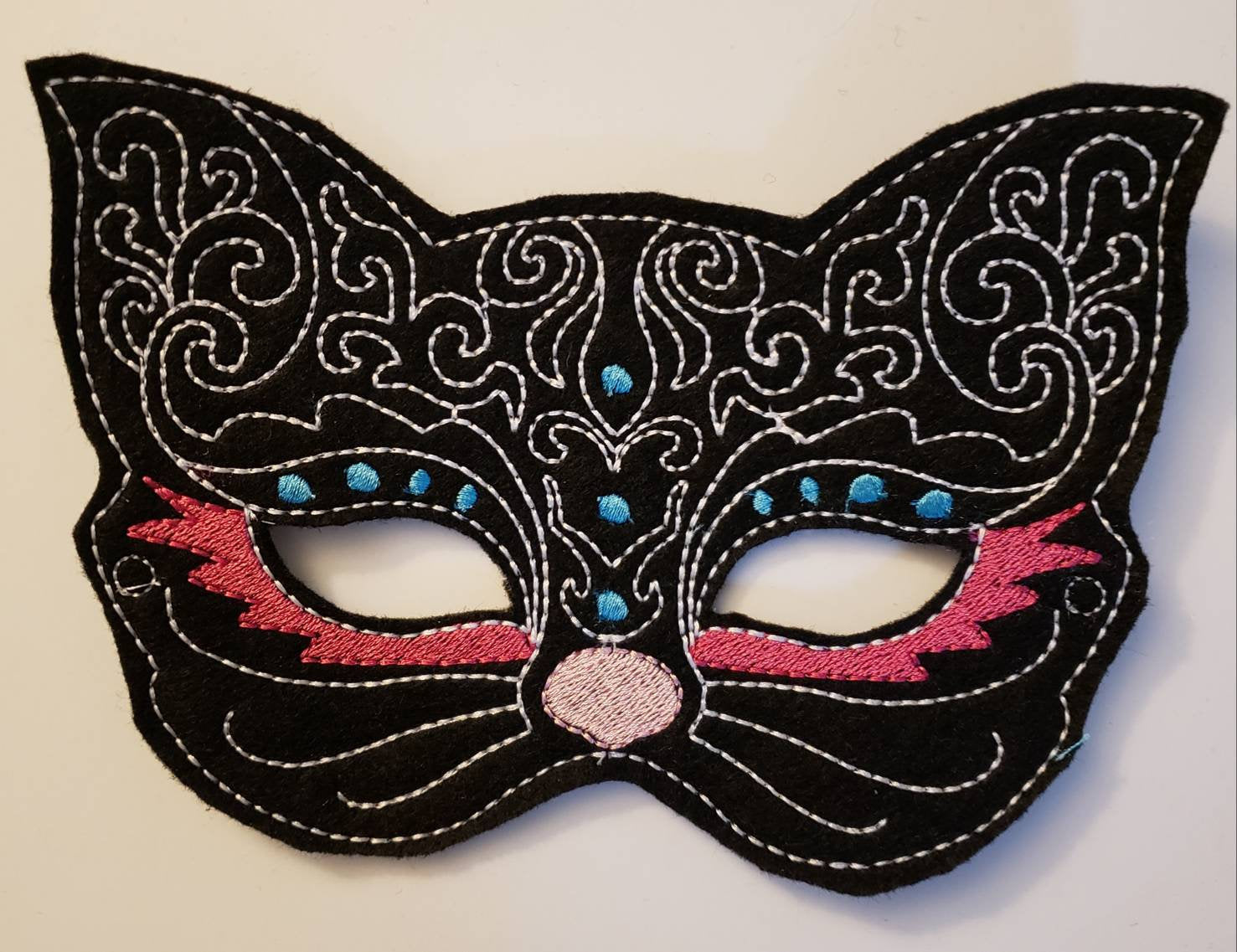 Felt Exotic Cat Mask - Halloween Costume - Birthday Party Favor - magical - non food treat - Fantasy - dress up - pretend play - Parade